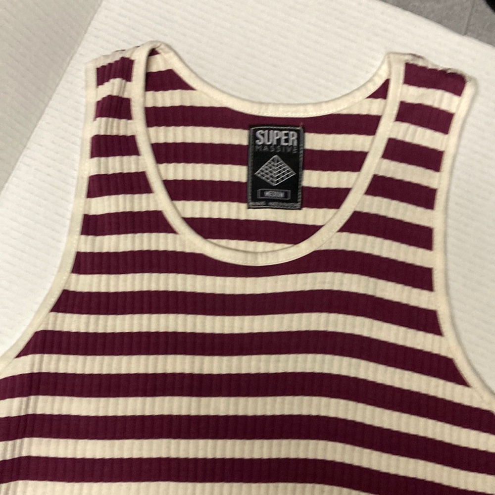 Super Massive muscle tank